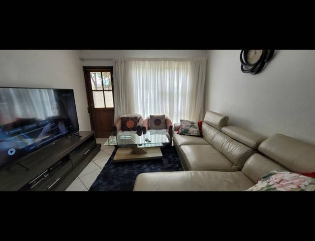 3 BEDROOM TOWNHOUSE FOR SALE IN VERWOERDPARK